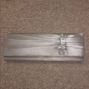 Silver clutch